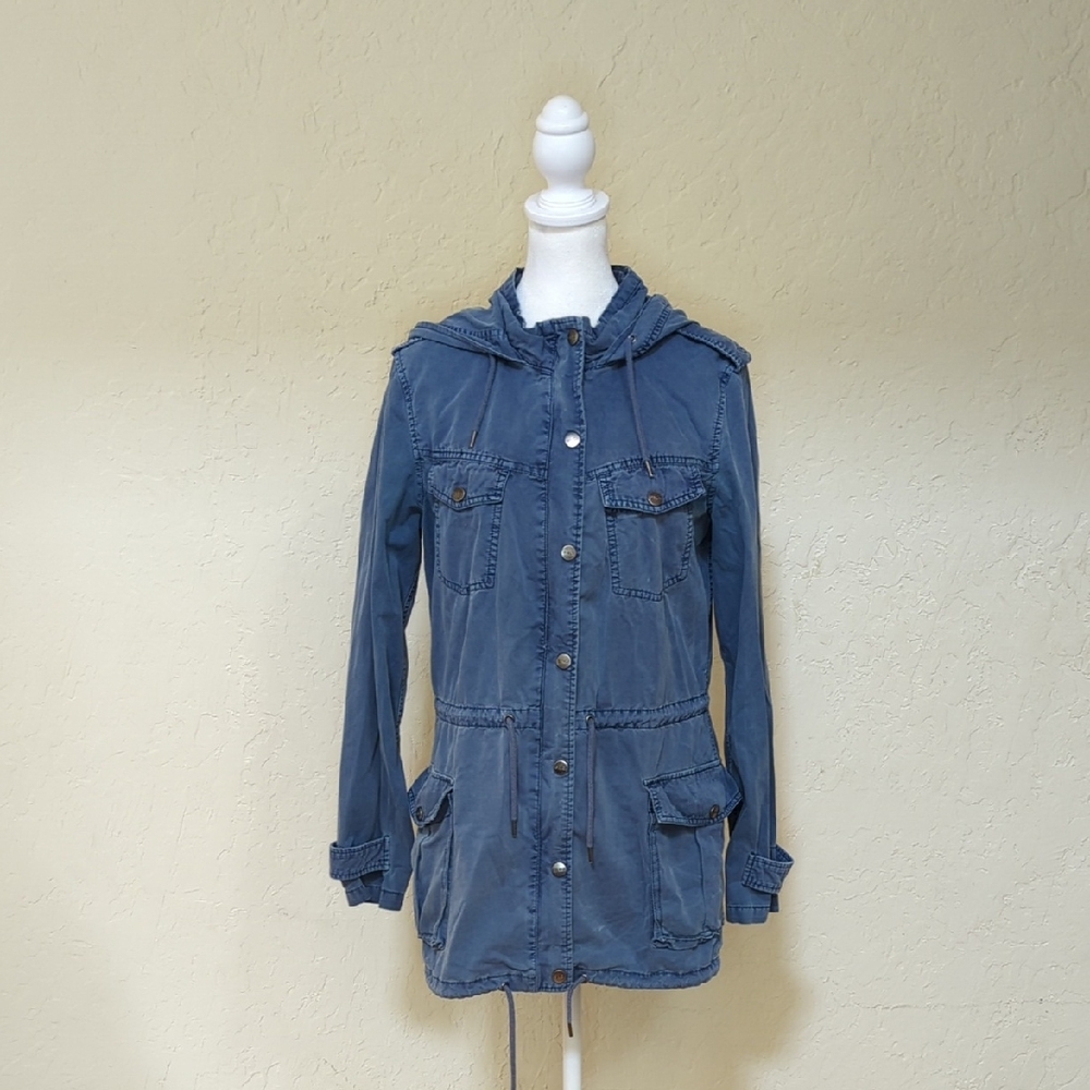 BNCI by Blanc Noir Hooded Washed Blue Utility Jacket Size Small